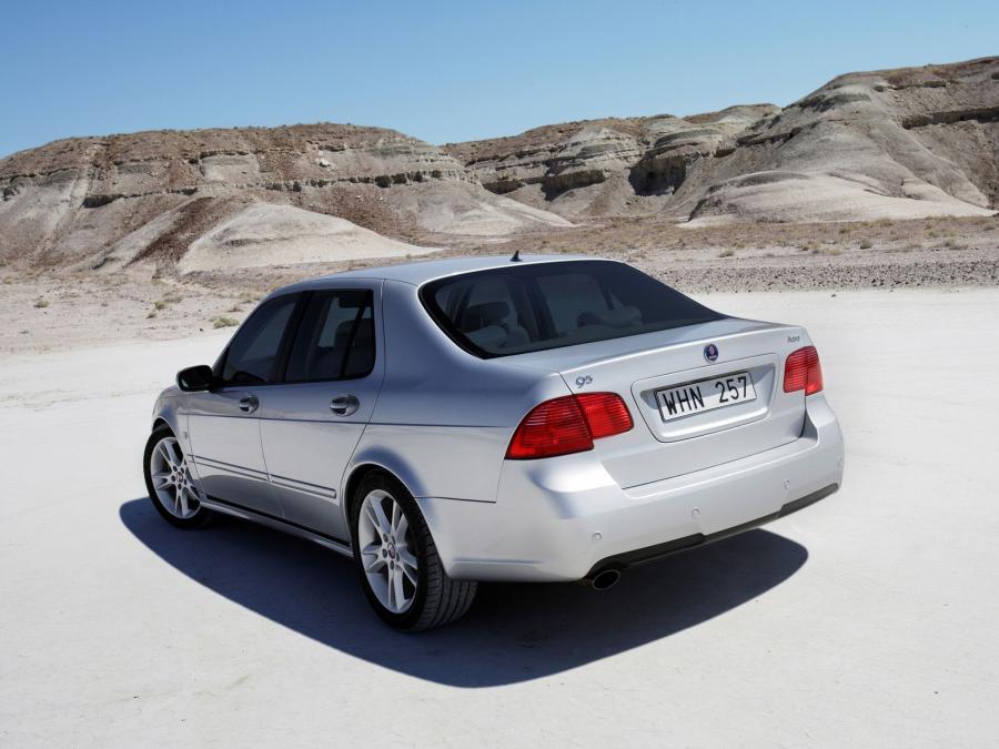  Saab 9-5 Sedan 2005 года  (фото 6 из 16)